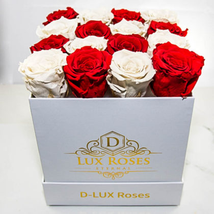 Medium Box of Preserved Roses that last One year from Dlux Roses Florist Located in Dallas Texas. Customizable Rose Colors ready for same day delivery. Maintenance free Eternity Roses, no watering needed.
