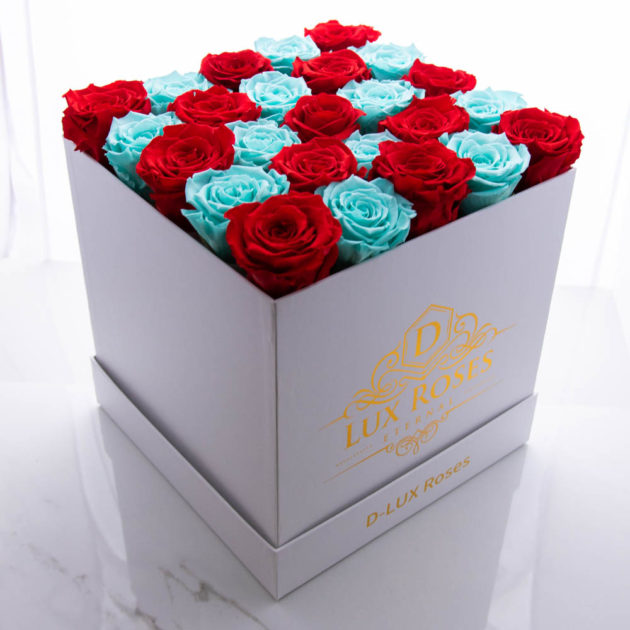 Large Square Box of Preserved Roses that last One year from Dlux Roses Florist Located in Dallas Texas. Customizable Rose Colors ready for same day delivery. Maintenance free Eternity Roses, no watering needed.