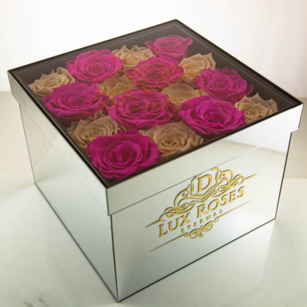 Medium Glass Box of Preserved Roses that last One year from Dlux Roses Florist Located in Dallas Texas. Customizable Rose Colors ready for same day delivery. Maintenance free Eternity Roses, no watering needed.
