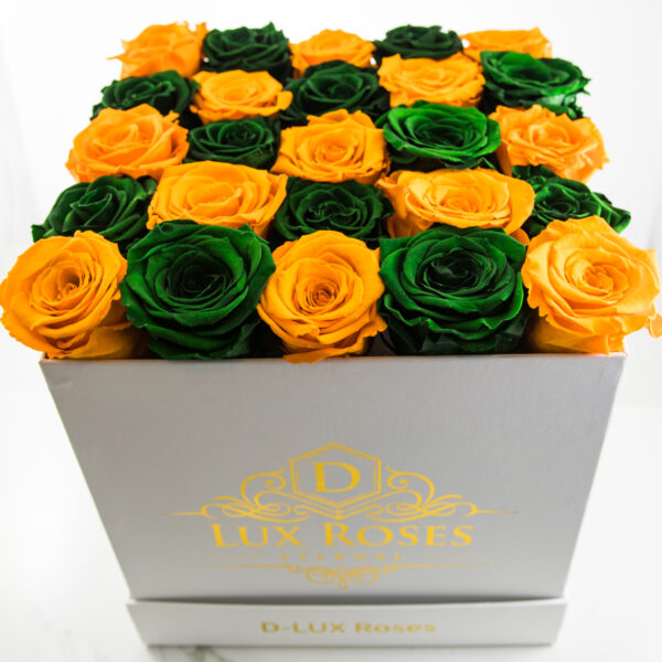 Large Cube Preserved Roses (Customizable) - Image 4