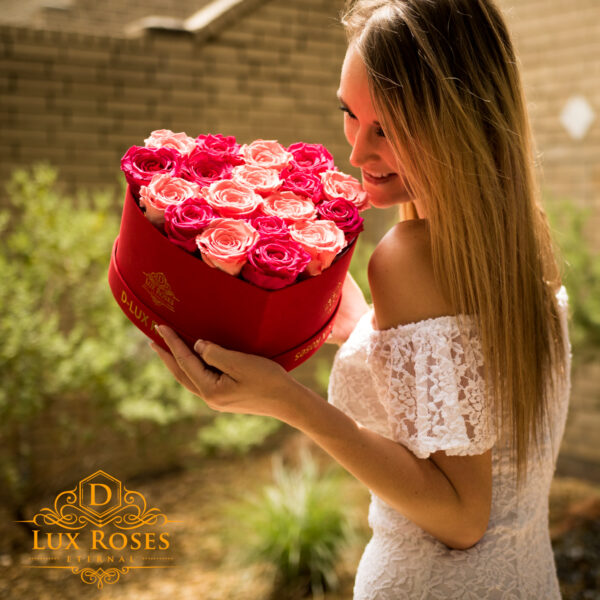 Velvet Heart shaped box of Preserved Roses that last One year from Dlux Roses Florist Located in Dallas Texas. Customizable Rose Colors ready for same day delivery. Maintenance free Eternity Roses, no watering needed.