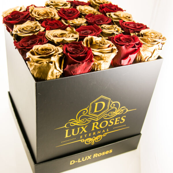 Large Cube Preserved Roses (Customizable) - Image 5